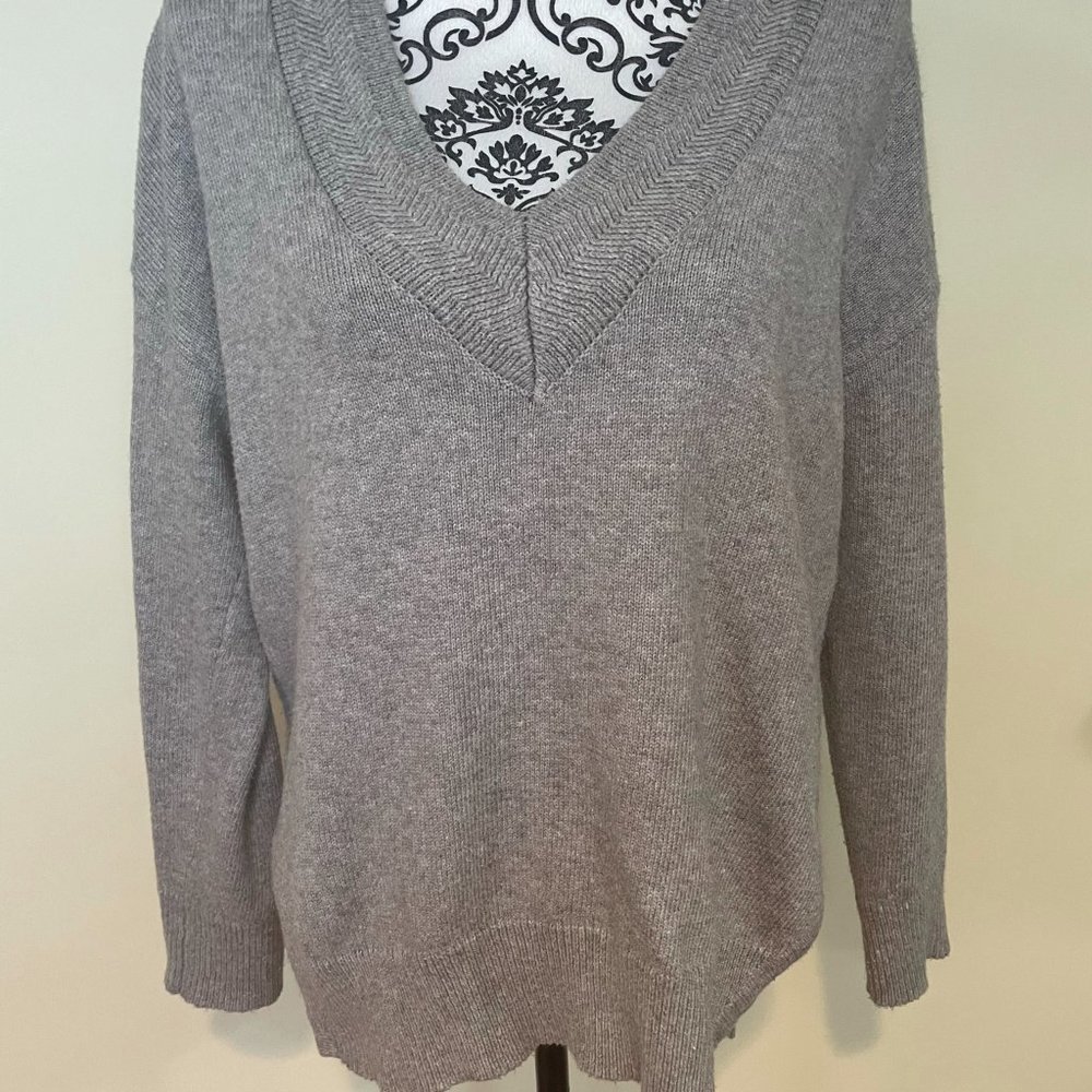 1.State V-Neck High Low Sweater Womens XS Gray